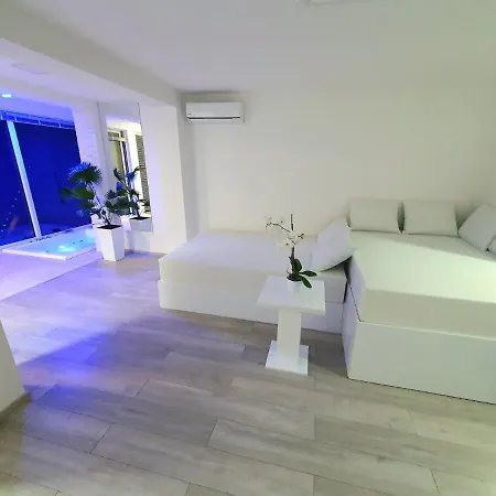 Modern Penthouse And Jacuzzi Apartment Opatija